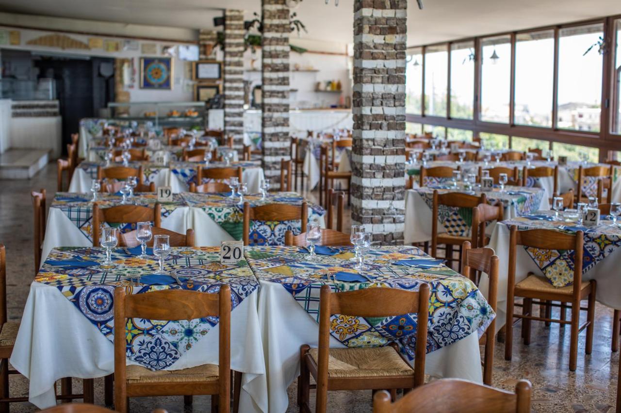 Madonna Della Scala Acomodação com café da manhã Castellabate Exterior foto