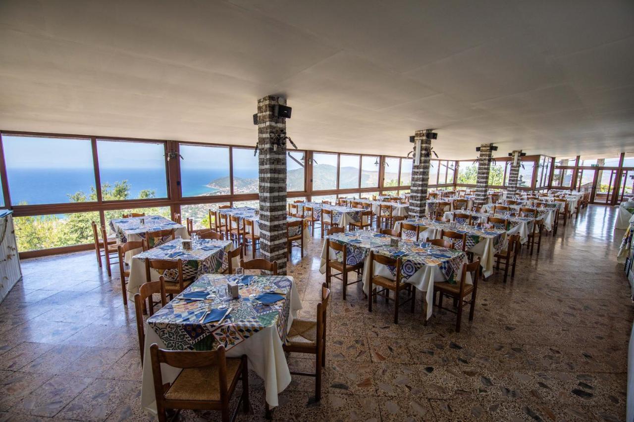 Madonna Della Scala Acomodação com café da manhã Castellabate Exterior foto